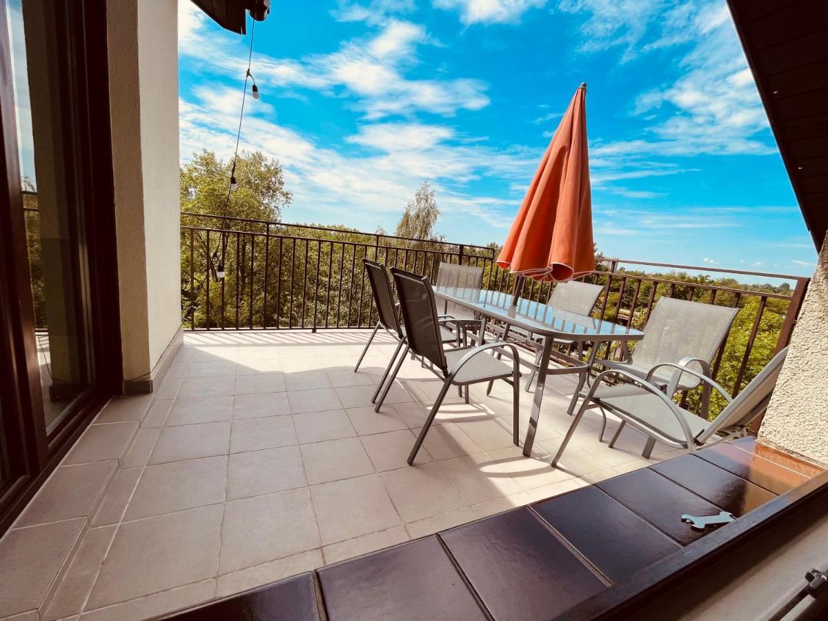 Apartamenty Ktw Penthouse Z Tarasem 卡托维兹 外观 照片