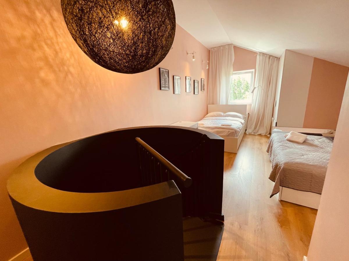 Apartamenty Ktw Penthouse Z Tarasem 卡托维兹 外观 照片