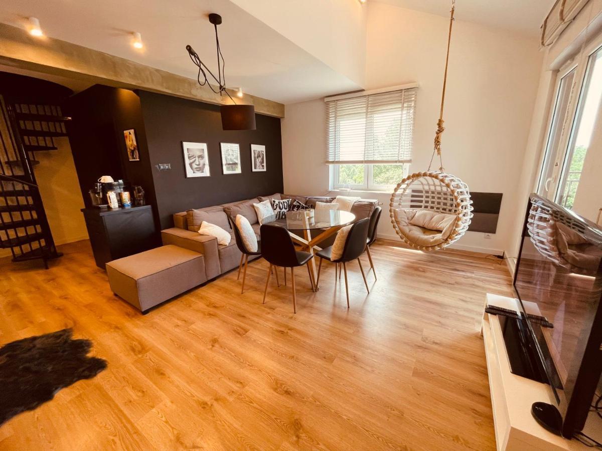 Apartamenty Ktw Penthouse Z Tarasem 卡托维兹 外观 照片